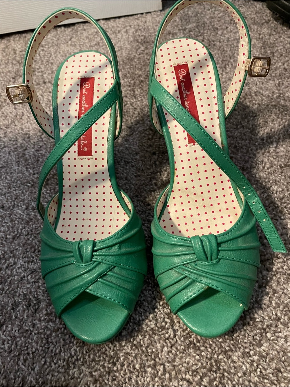 Green Knot Front Slingback Heels